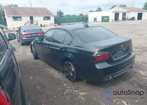 2008 BMW 335Xi z USA, uszkodzony, nr VIN WBAVD53518A284773